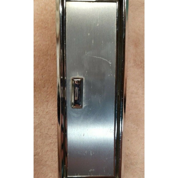 1987 Mercury Marquis OEM Passenger RH Side REAR Window Control Switch Ashtray - Picture 3 of 8